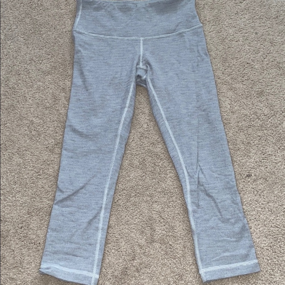 Lulu lemon crop leggings